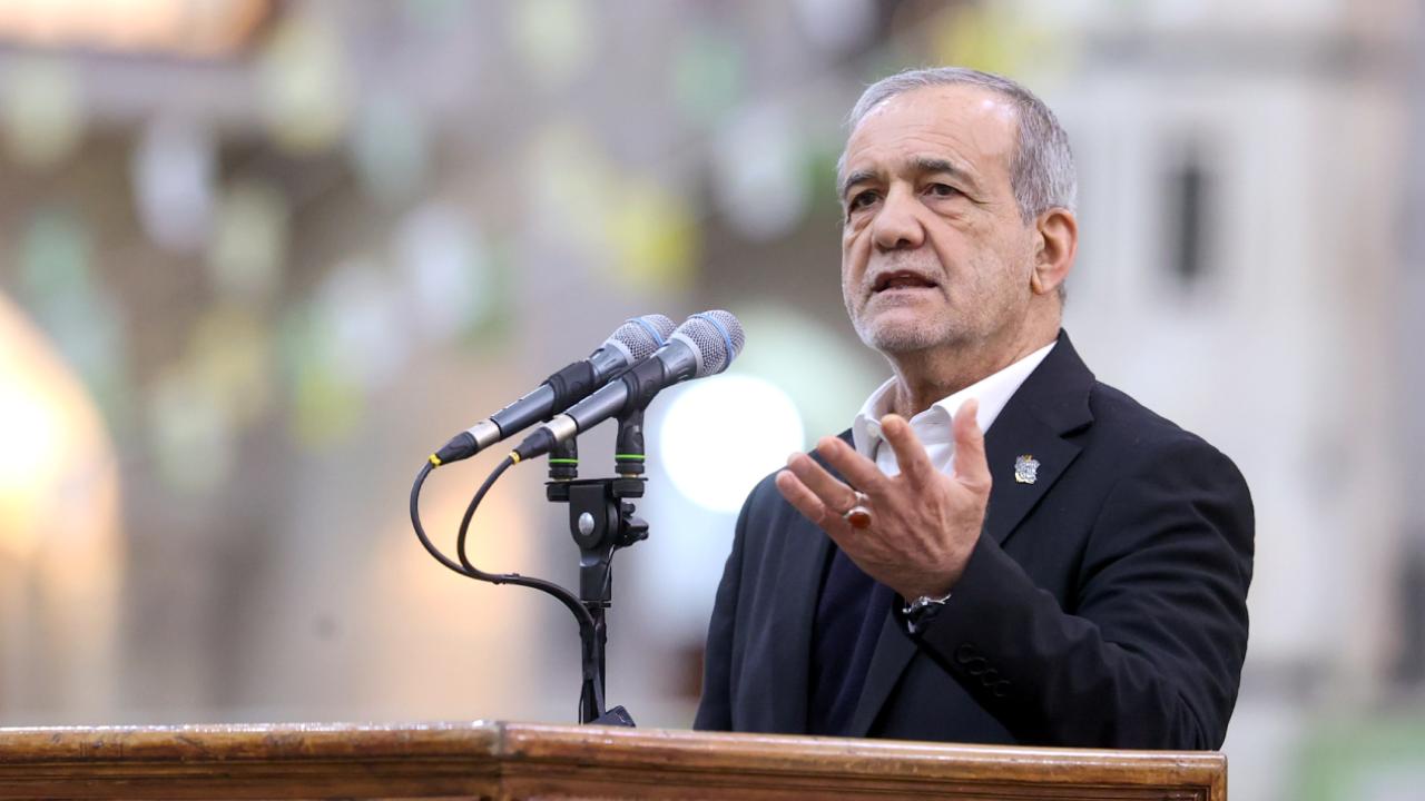 İran'dan Şaşırtan Çıkış! Cumhurbaşkanı Pezeşkiyan 'Zafer Diplomasiyle Taçlanmalı' Dedi!