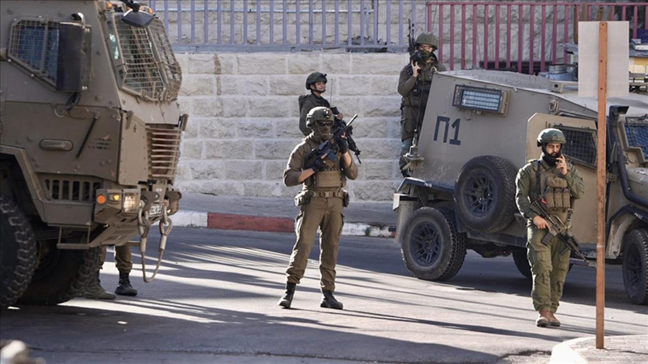 İşgalci İsrail Yine Vurdu! Batı Şeria'da Kan Aktı!