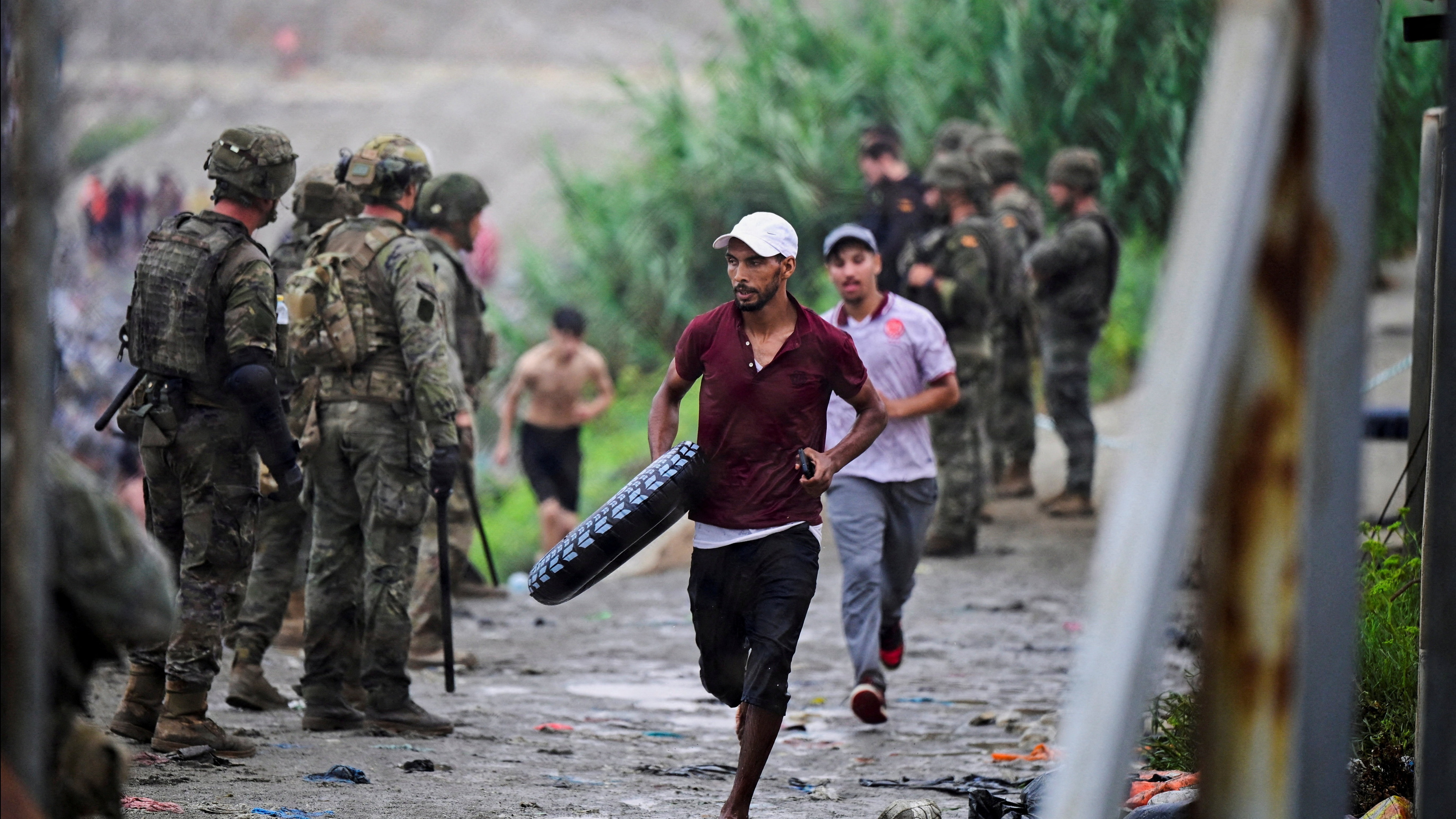 İspanya’da Göç Krizi: Ceuta’da 24 Saatte 60 Bin Giriş