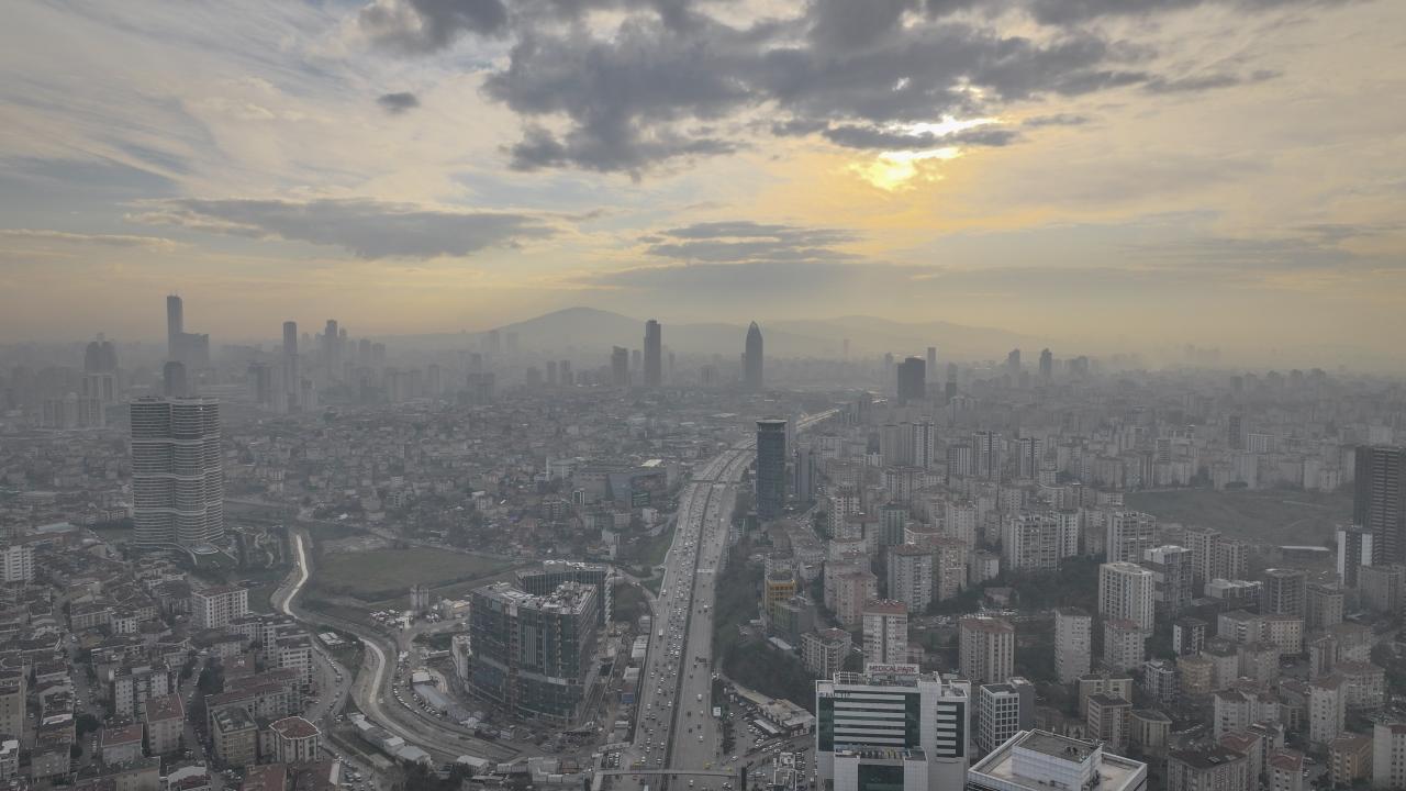 İstanbul Zehir Soluyor! Hava Kirliliği Rekor Kırdı, Sağlığınız Tehlikede!