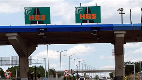 İzmir'de Sürücüler Rahat Bir Nefes Aldı! Çevre Yolu Ücretli Mi Oluyor Tartışmalarına Son Nokta!