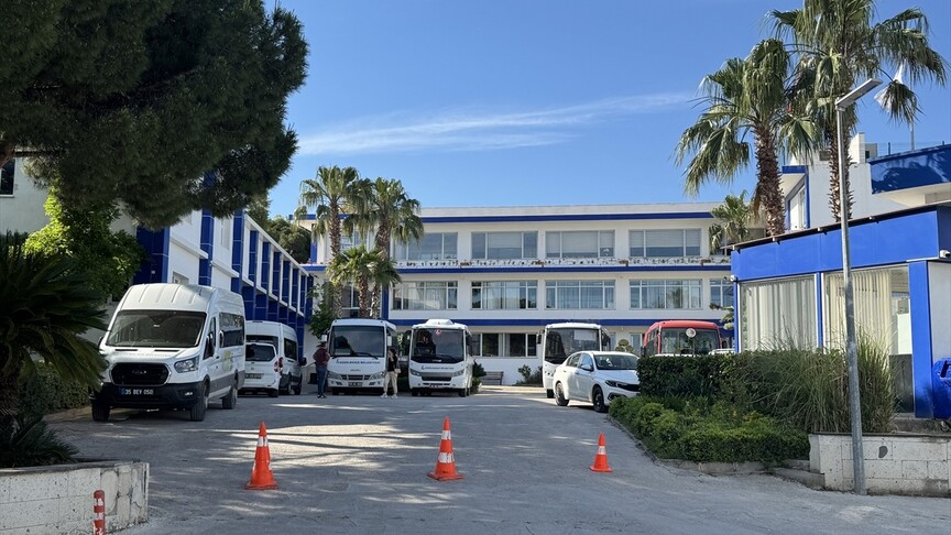 İzmir'de Yerel Yönetim Soruşturması: Güzelbahçe Belediyesi'ne Operasyon