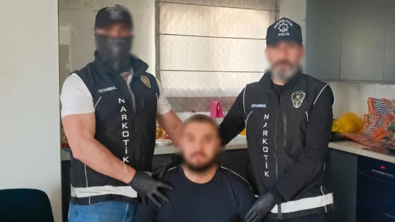 Kan Donduran Takip Son Buldu! INTERPOL'ün Aradığı Katil Zanlısı Antalya'da Nefes Kesici Operasyonla Yakalandı!
