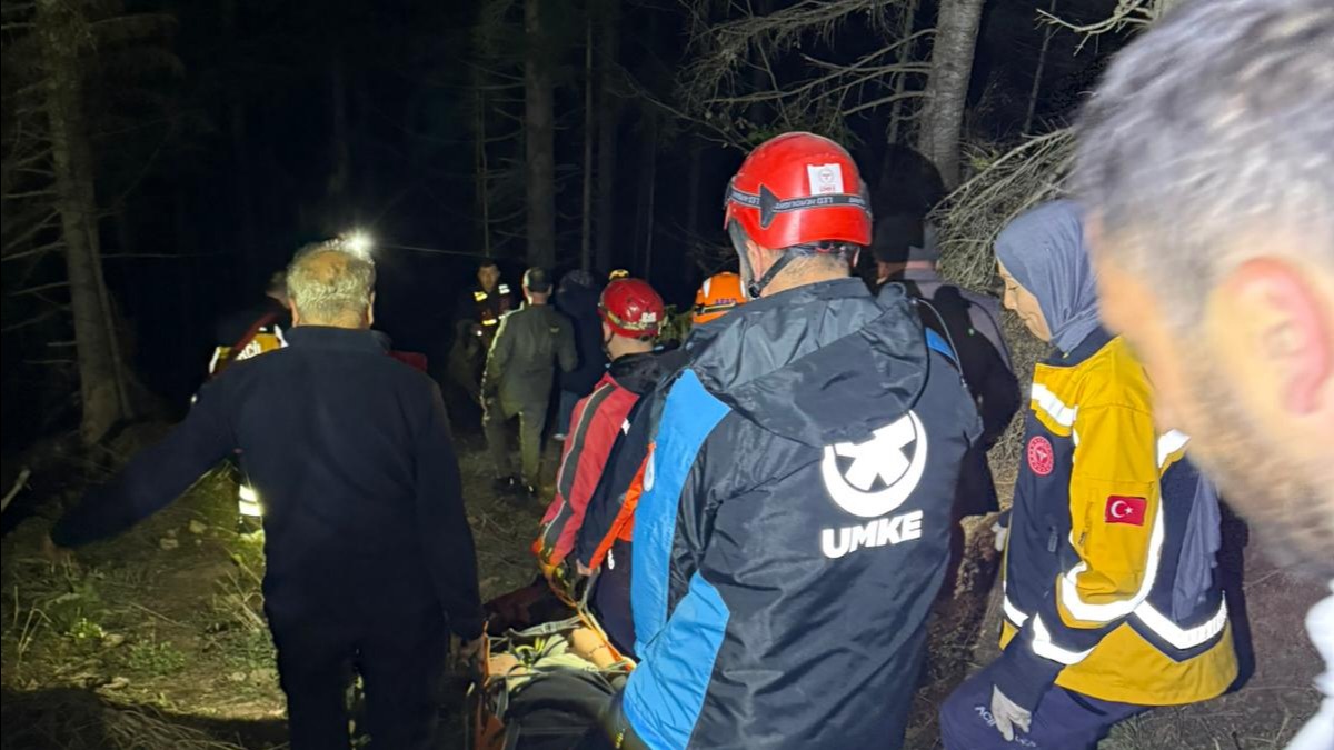 Kastamonu'da Nefes Kesen Kurtarma Operasyonu! 30 Metrelik Uçurumdan Mucize Kurtuluş