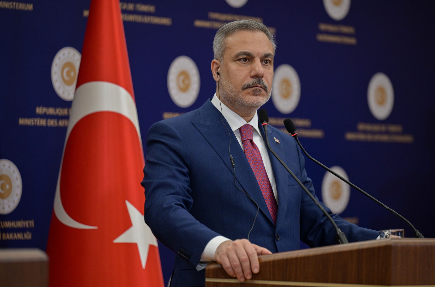 Kritik Diplomasi Zirvesi! Fidan, Mısırlı ve Iraklı Bakanlarla Bölgesel İstikrarı Masaya Yatırdı!