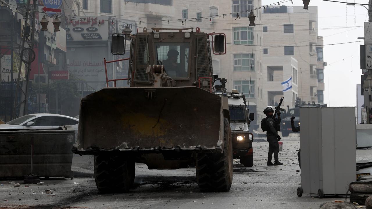 Kudüs'te Gerilim Tırmanıyor! İsrail Ordusu Mülteci Kampına Baskın Düzenledi