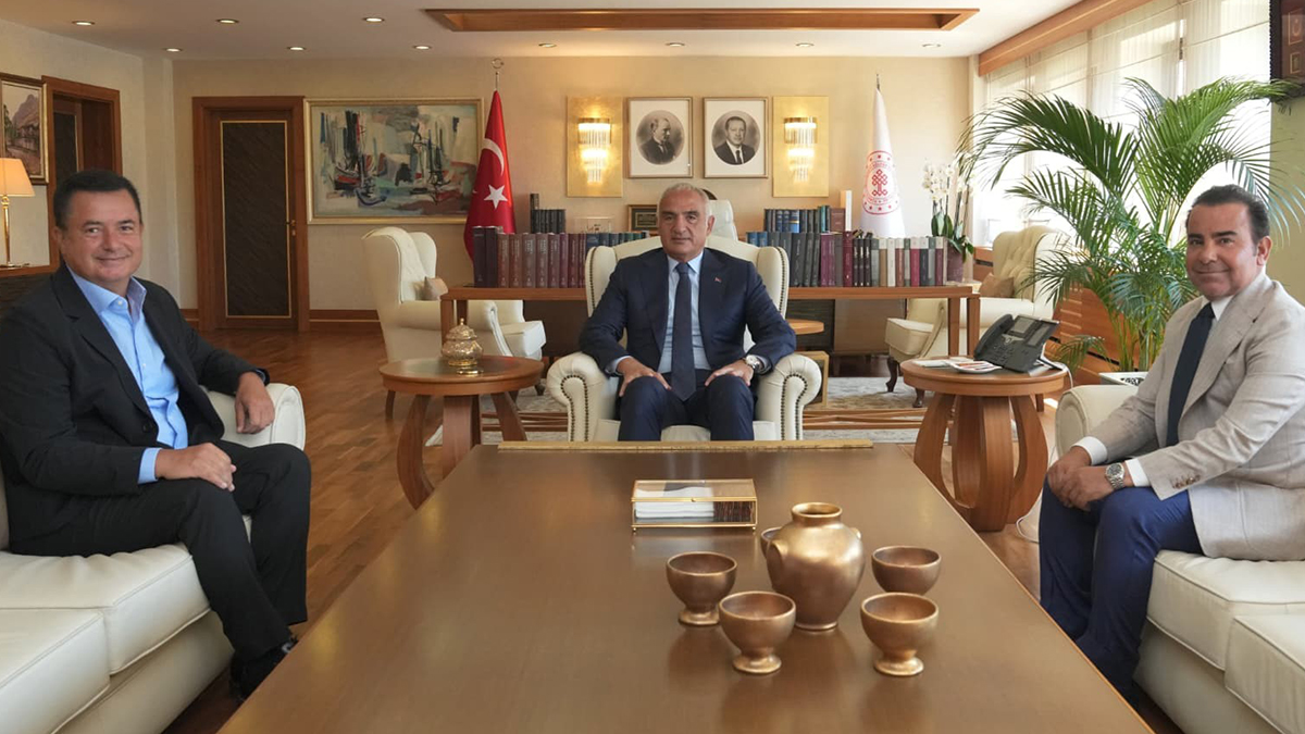 Kültür ve Turizm Bakanı Ersoy, Yapımcı Acun Ilıcalı ile Bir Araya Geldi