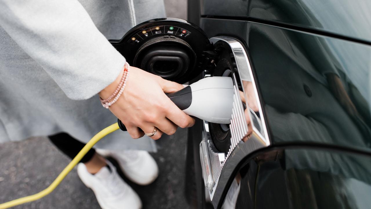 Küresel Elektrikli Araç Pazarında Büyüme Sürüyor: Temmuz Ayında 1,85 Milyon Satış