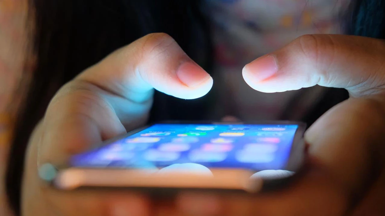 KVKK'dan Emsal Karar: İzniniz Olmadan Gönderilen SMS'e 1 Milyon TL Ceza