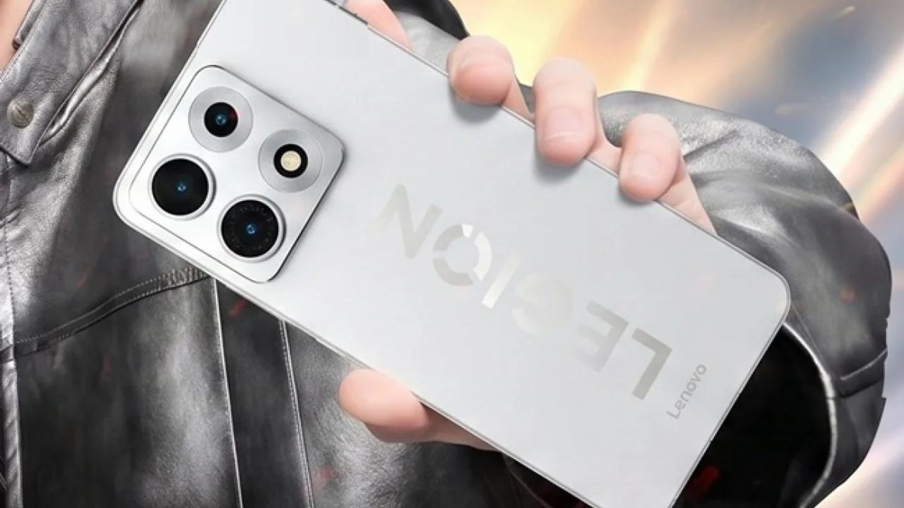 Lenovo'dan Bomba Gibi Telefon Geliyor! Legion Y70'in Özellikleri Ağızları Açık Bırakacak!