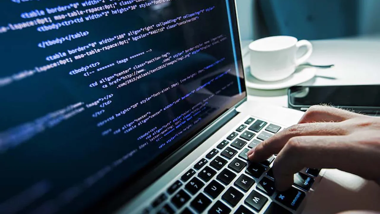 Linux Kullanıcıları Dikkat! Yıllardır Gizlenen Korkunç Açık Keşfedildi! Sisteminiz Tehlikede mi?