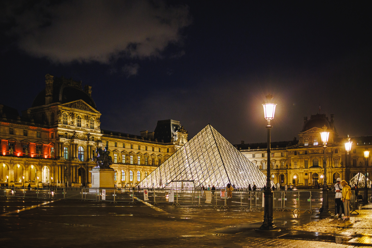 Louvre Müzesi Soygununda Şaşırtan İtiraf: 88 Milyon Euro'luk Vurgun 25 Bin Euro İçin Yapılmış