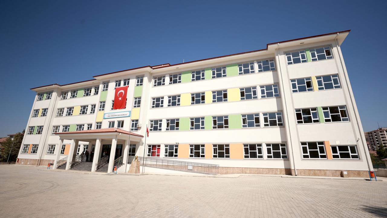 Malatya'da Deprem Yaraları Eğitime Yatırımlarla Sarılıyor