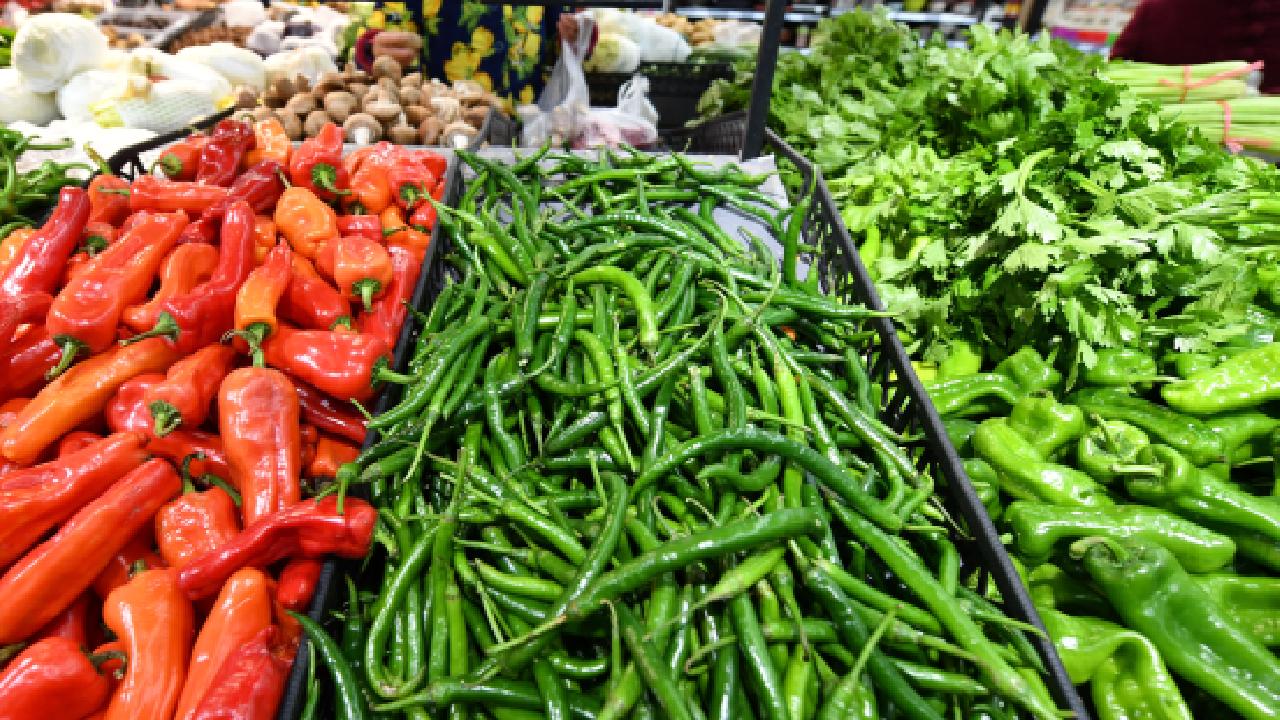 Manavda Şok Baskın! Fahiş Fiyat Uygulayanlara Ağır Ceza: Vatandaş Rahat Bir Nefes Alacak Mı?