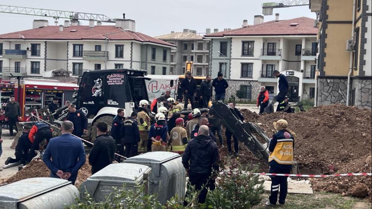Manisa'da Korkunç Kaza! Kanalizasyon Çalışmasında Göçük: 1 İşçi Hayatını Kaybetti