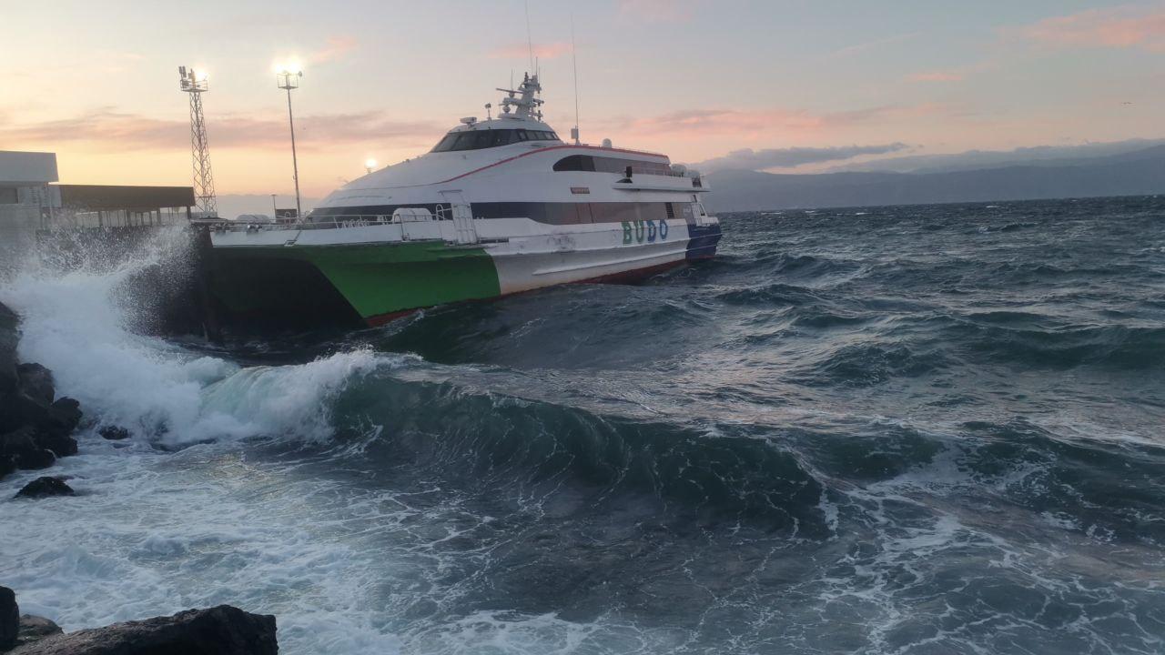 Marmara'da Deniz Ulaşımına Fırtına Freni! BUDO Seferleri İptal Şoku!