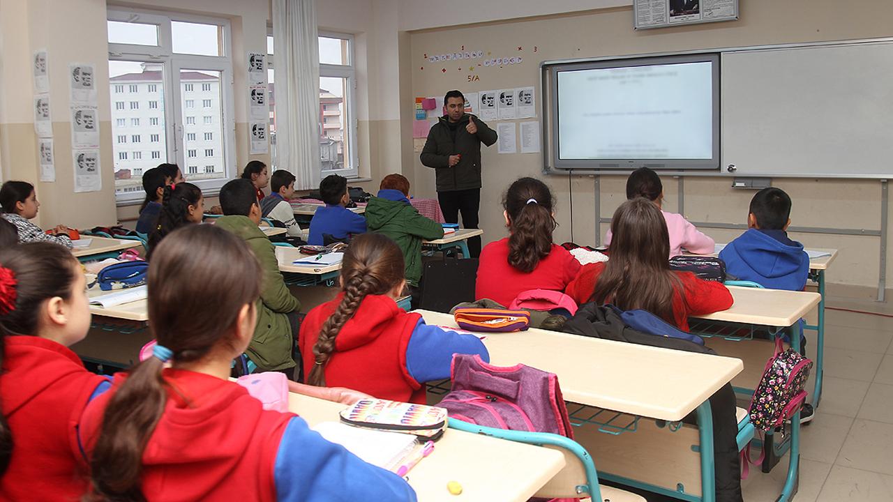 MEB'den Dijital Güvenlik Adımı: Öğrenci Verilerinin Paylaşımı Yasaklandı