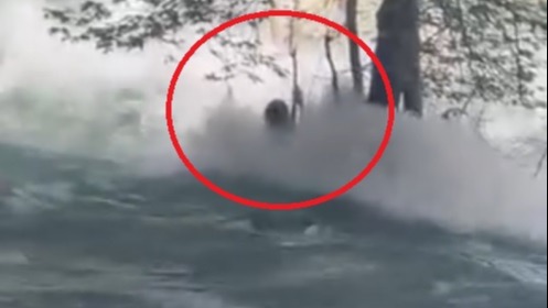 Mersin'de Korkunç Anlar! Berdan Çayı'na Atlayan Genç Gözden Kayboldu!