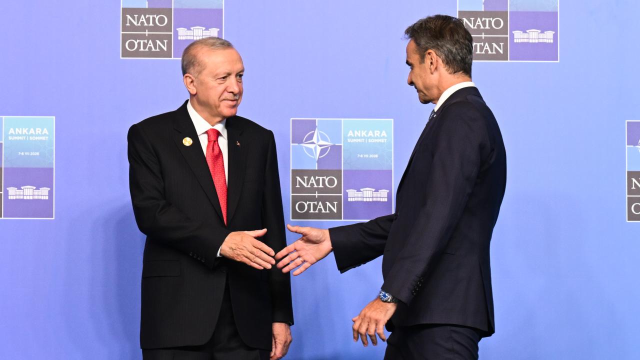 Miçotakis'ten Türkiye'ye Övgü: 'NATO Zirvesi Muhteşemdi'