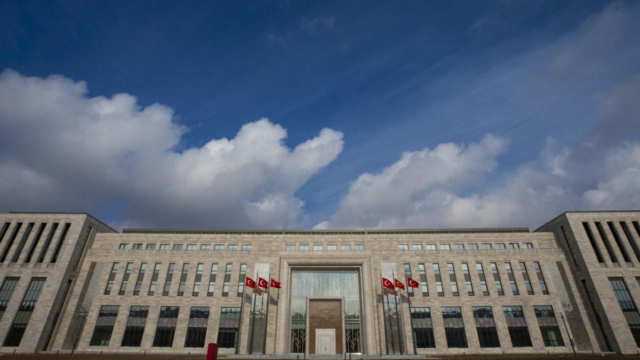 MİT'in Gizli Arşivi Açıldı! Humeyni'nin Türkiye Günleri Aydınlanıyor!