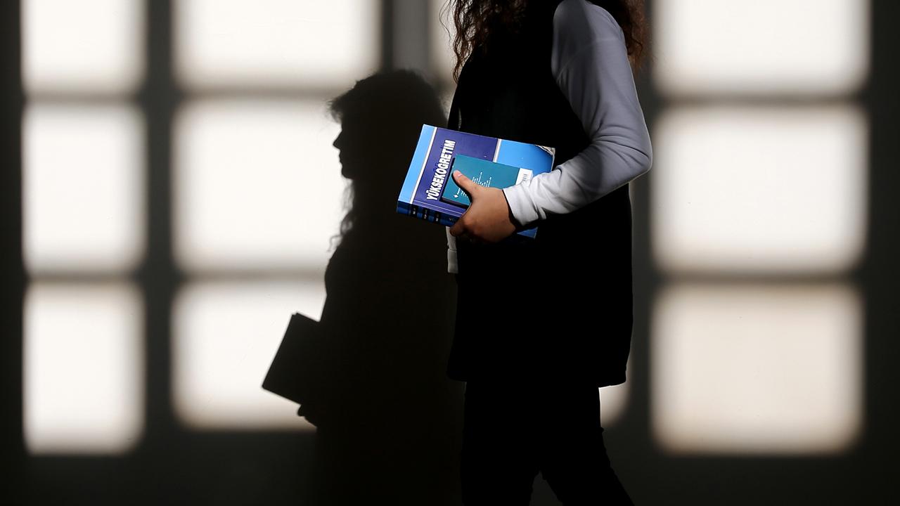 Müjde! Doğum Yapan Lisansüstü Öğrencilere YÖK'ten Beklenen Haber!