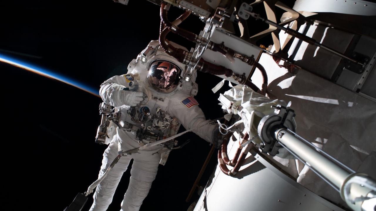 NASA'dan Uzayda Tarihi Kurtarma Operasyonu: Swift Teleskobu İçin Robotik Görev