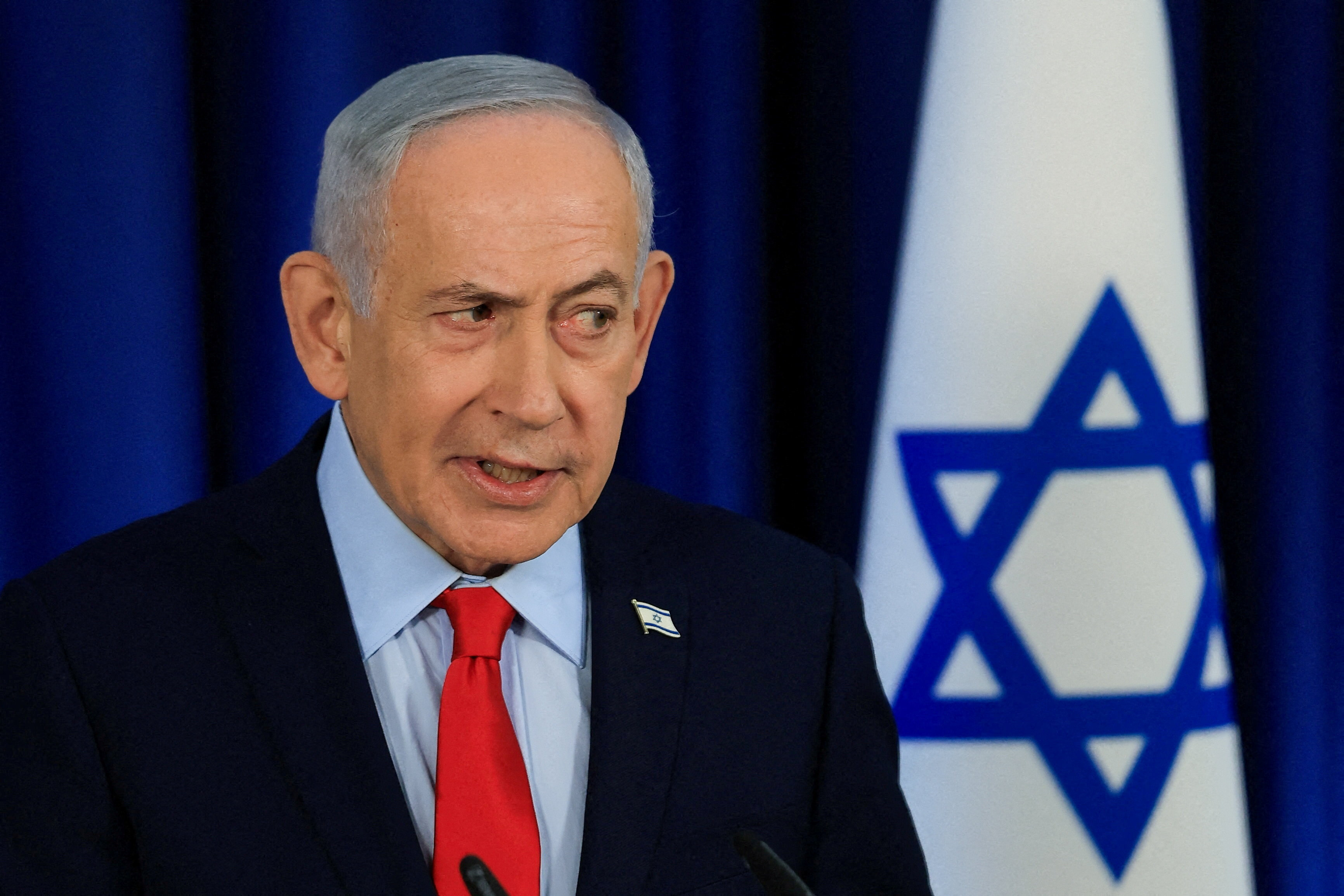 Netanyahu'nun Yolsuzluk Davası Ertelendi! Savaş mı Bahane?