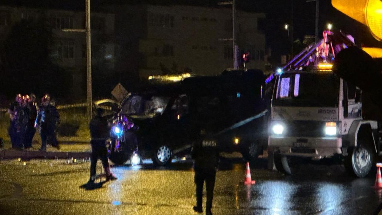 Nevşehir'de Kan Donduran Kaza! Minibüs ve Otomobil Çarpıştı: Bir Can Kaybı, On Yaralı!