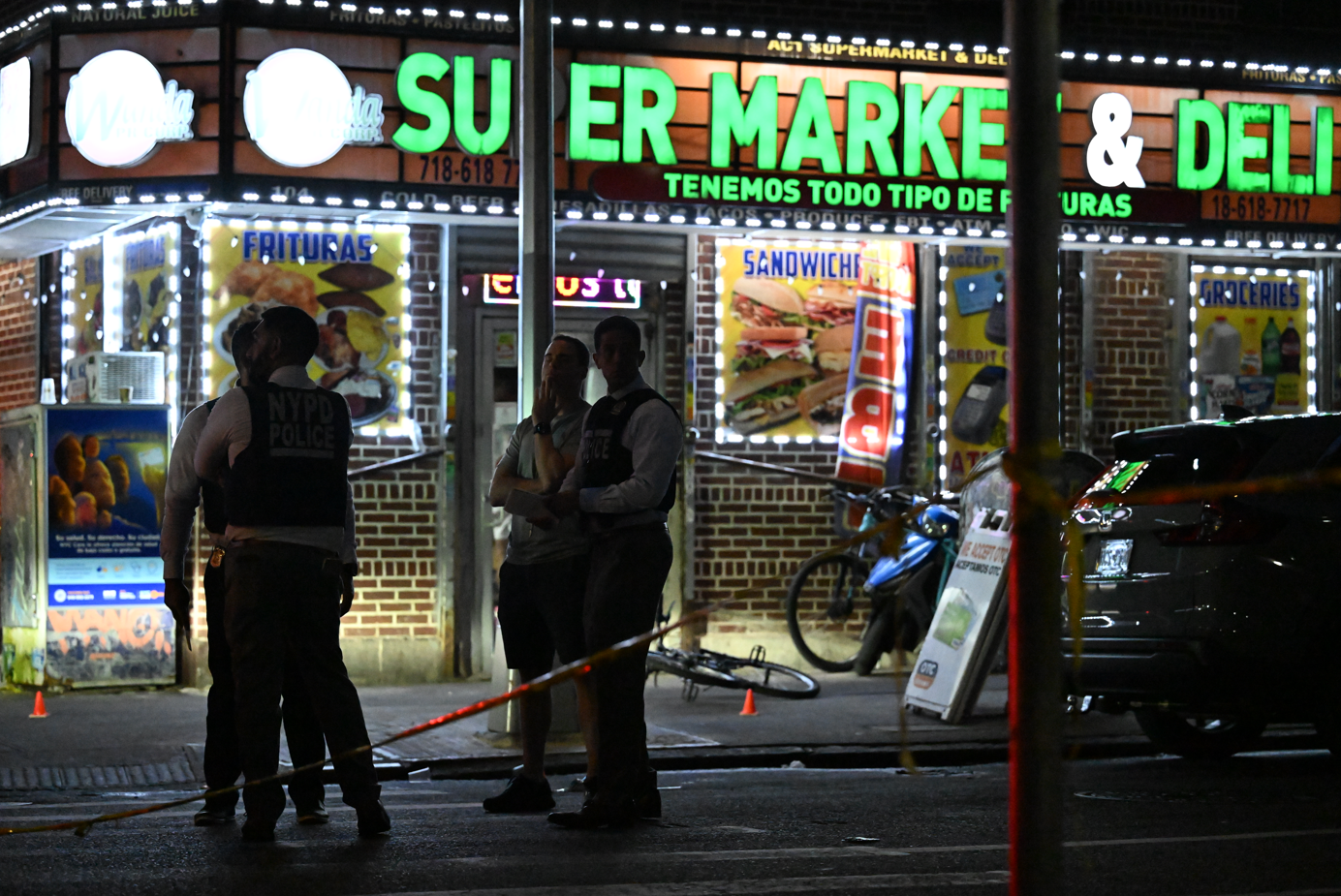 New York'ta Silahlı Saldırı: 12 Yaşındaki Çocuk Hayatını Kaybetti