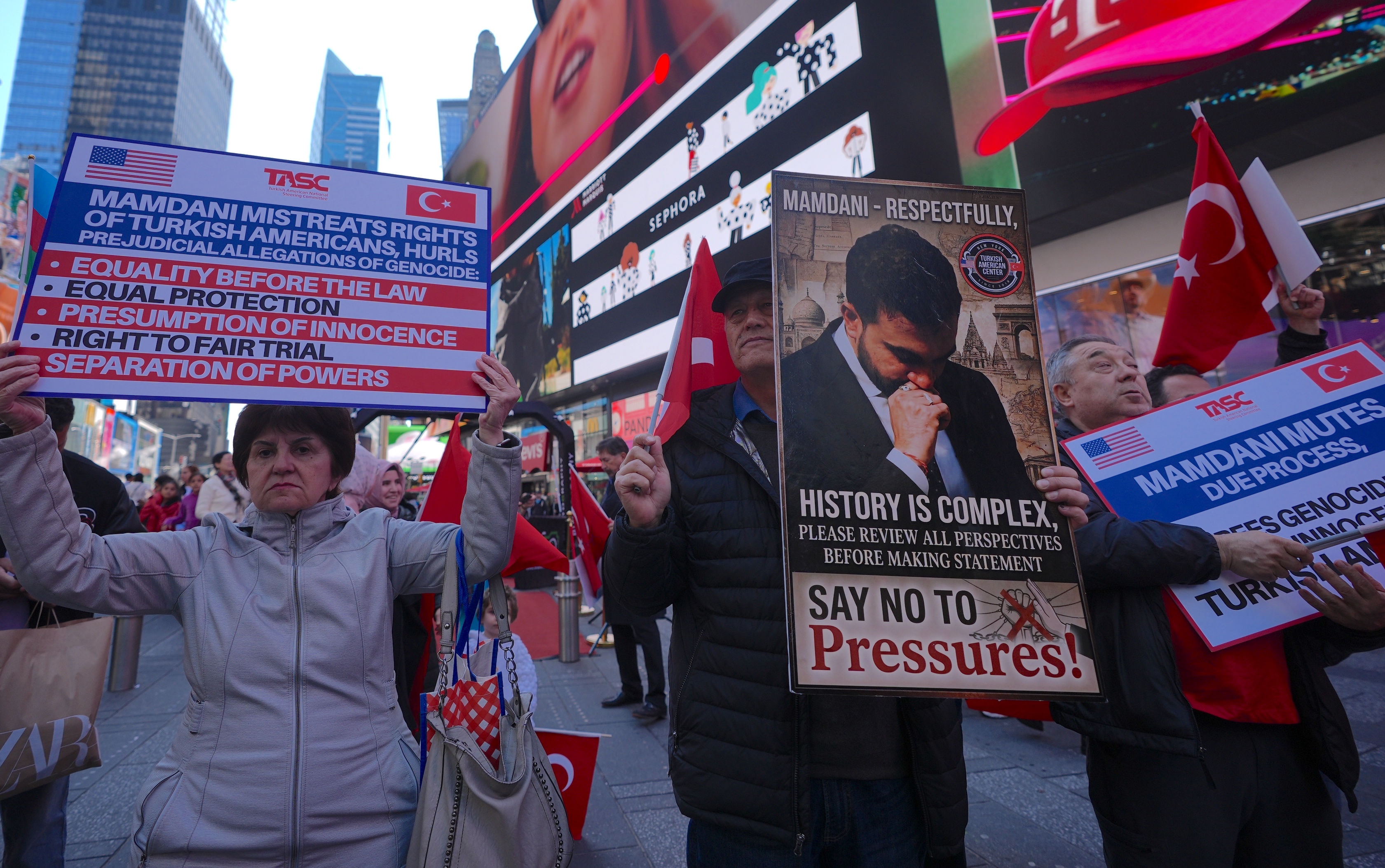 New York'ta Skandal Yürüyüş! Türkler Ayağa Kalktı, Belediye Başkanı Ne Söyledi?
