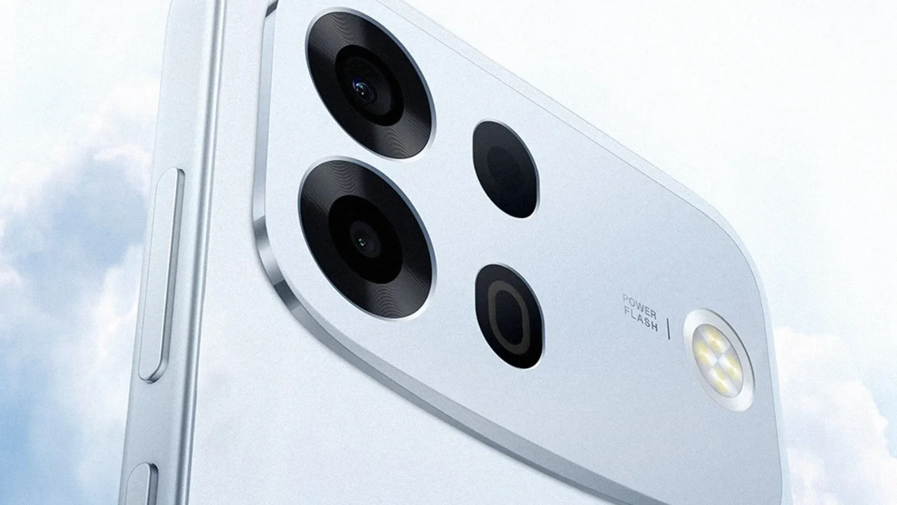 Oppo A7 Pro Max: 10.000mAh Batarya Kapasitesiyle 4 Ağustos'ta Tanıtılıyor