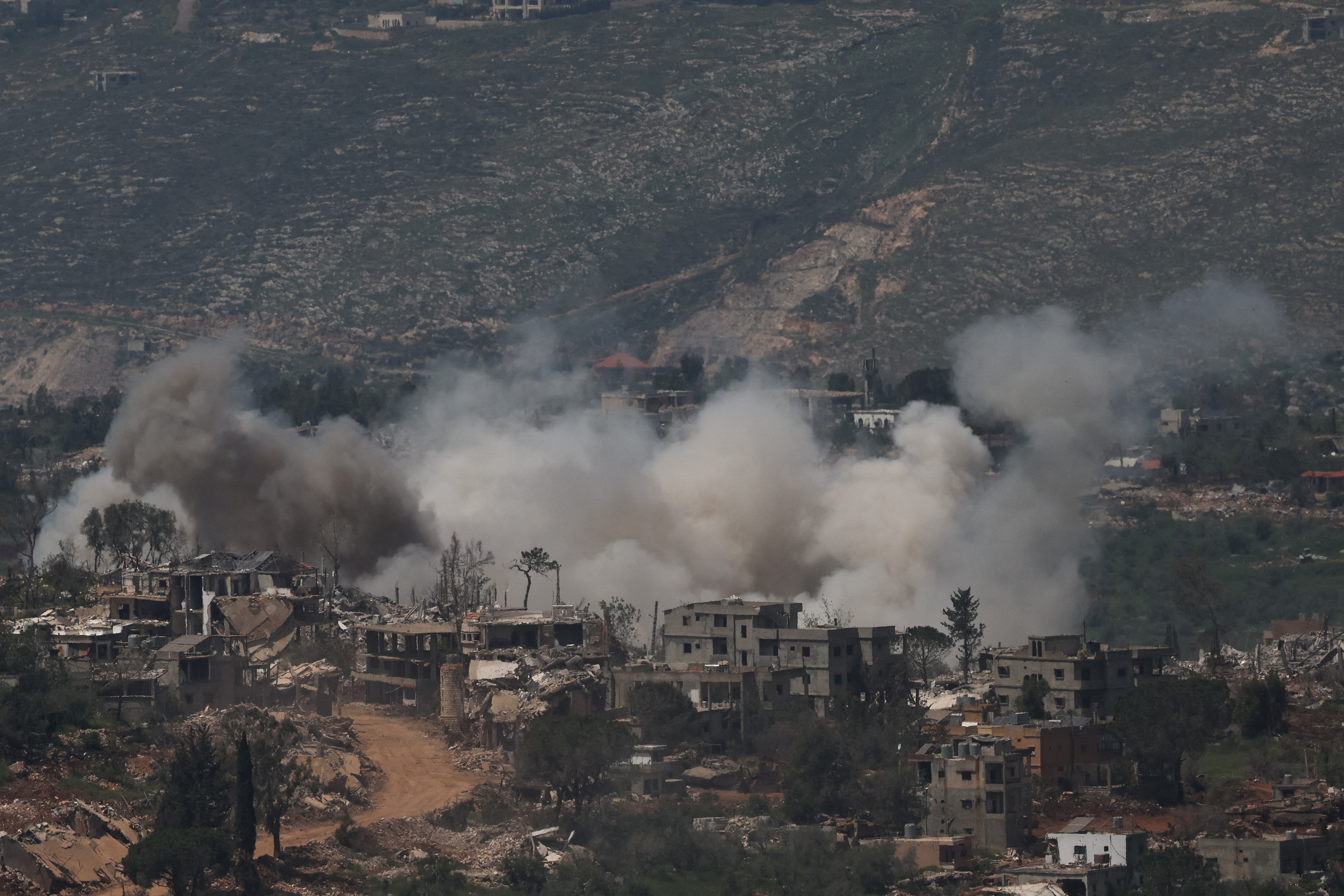 Ortadoğu'da Gerilim Tırmanıyor! Hizbullah'tan İsrail'e Rest: Müzakere Masası Yok!