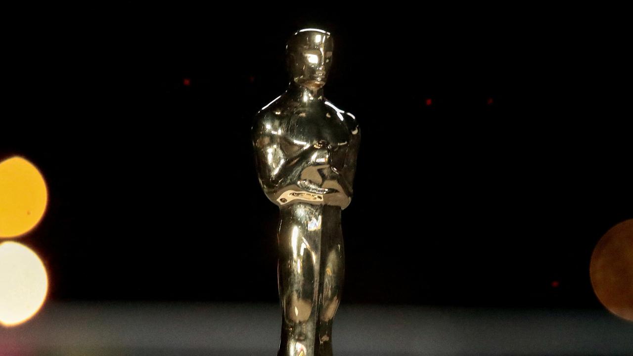 Oscar Skandalı! Ünlü Yönetmenin Altın Heykelciği Havalimanında Kayboldu, Dünya Şokta!
