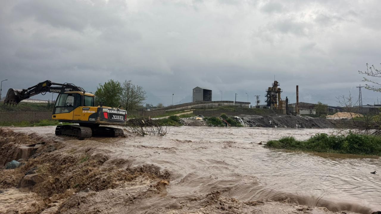 Osmaniye'de Felaket Anları! Köprü Bir Anda Çöktü: Yaşananlar Şoke Etti!