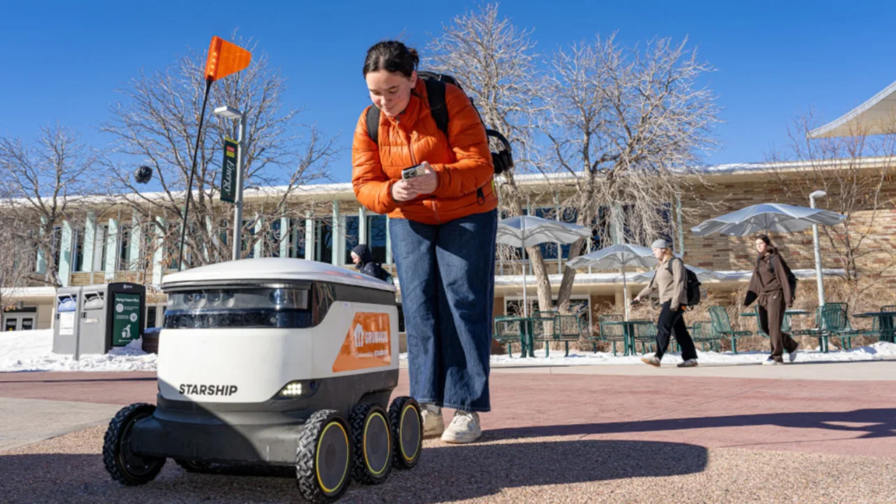 Otonom Teslimat Robotlarında İnsan Müdahalesi Gerekliliği