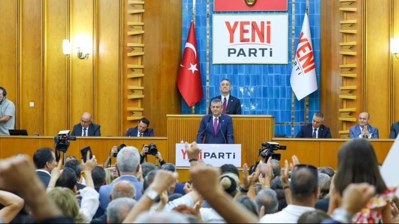 Özgür Özel’den 'Yeni Parti' İçin Geniş Katılım Çağrısı