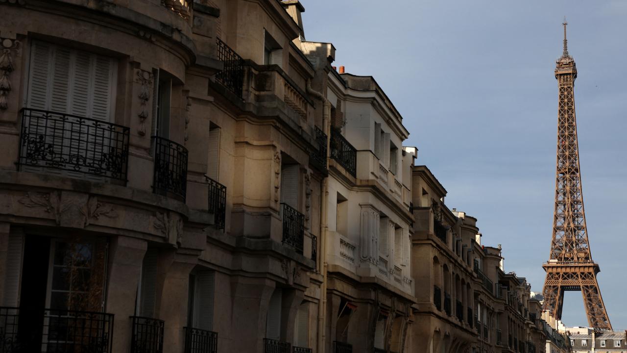 Paris Alarmda! 2. Dünya Savaşı Bombası Şehri Felç Etti! Binlerce Kişi Tahliye Edildi