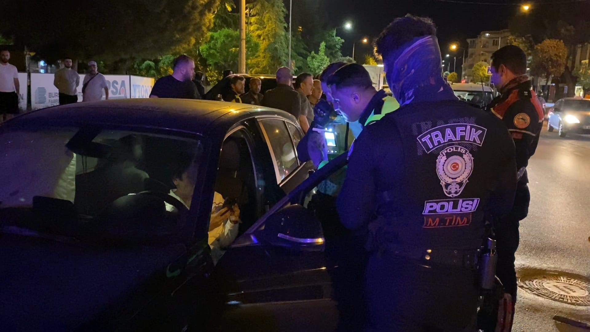 Polisten Kaçarken Rekor Ceza! 'Dur' İhtarına Uymayan Sürücüye Yarım Milyondan Fazla Ceza Kesildi!