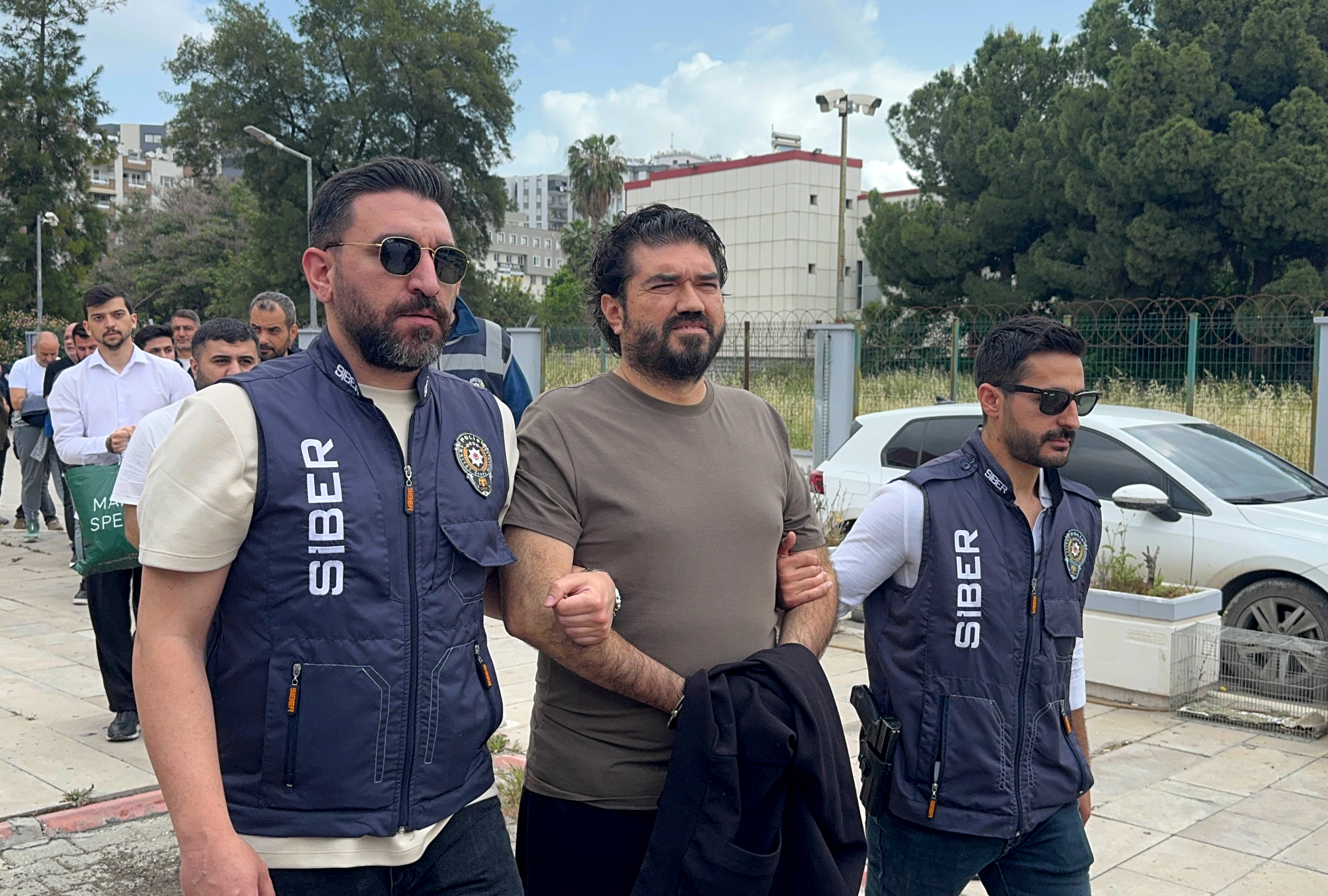 ROK'un Yeni Adresi Belli Oldu! Rasim Ozan Kütahyalı'nın Cezaevi Değişti, İşte Sebebi!
