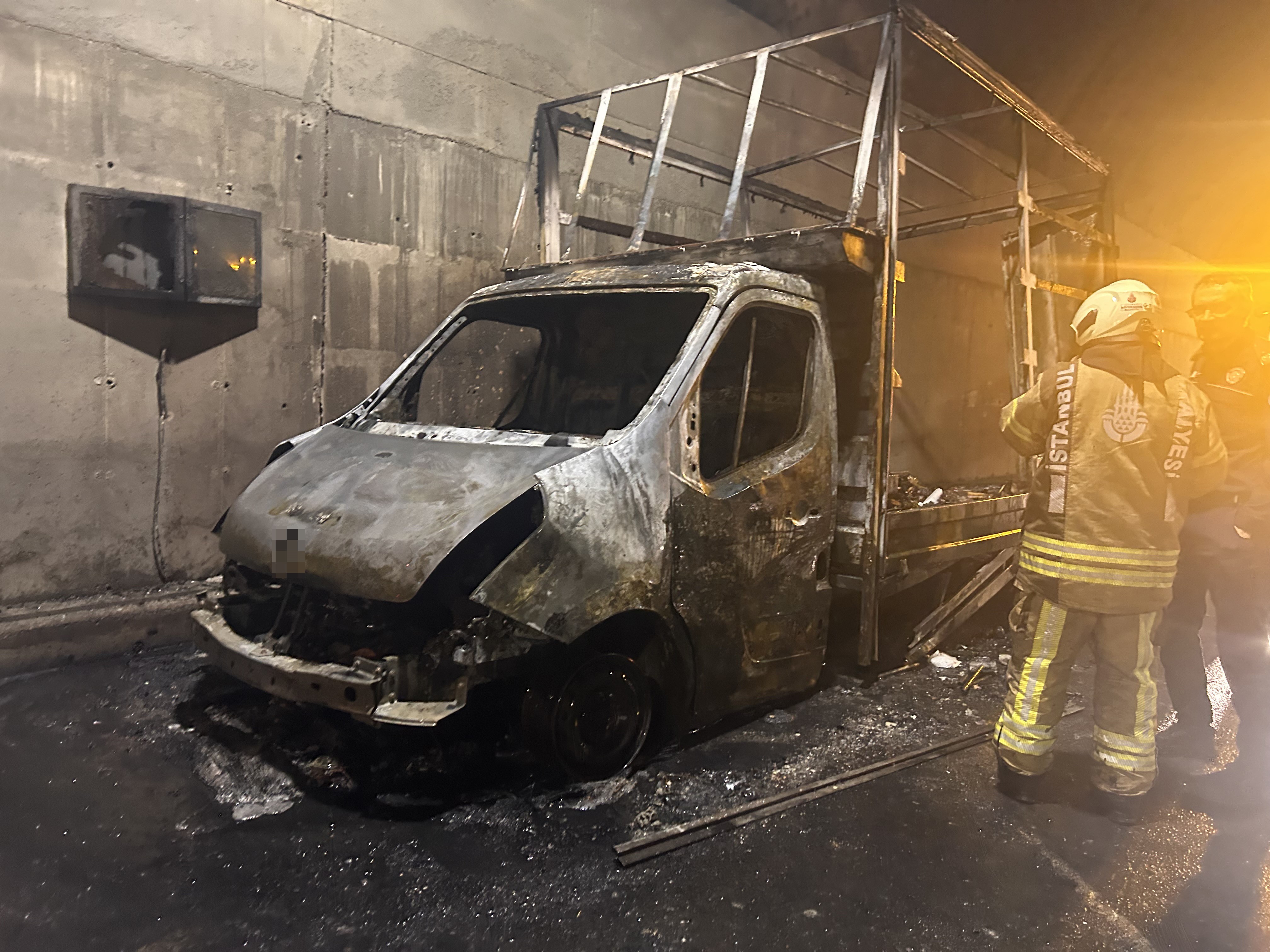 Sabiha Gökçen'de Kabus Anları: Tüneldeki Yangın Havalimanını Felç Etti!