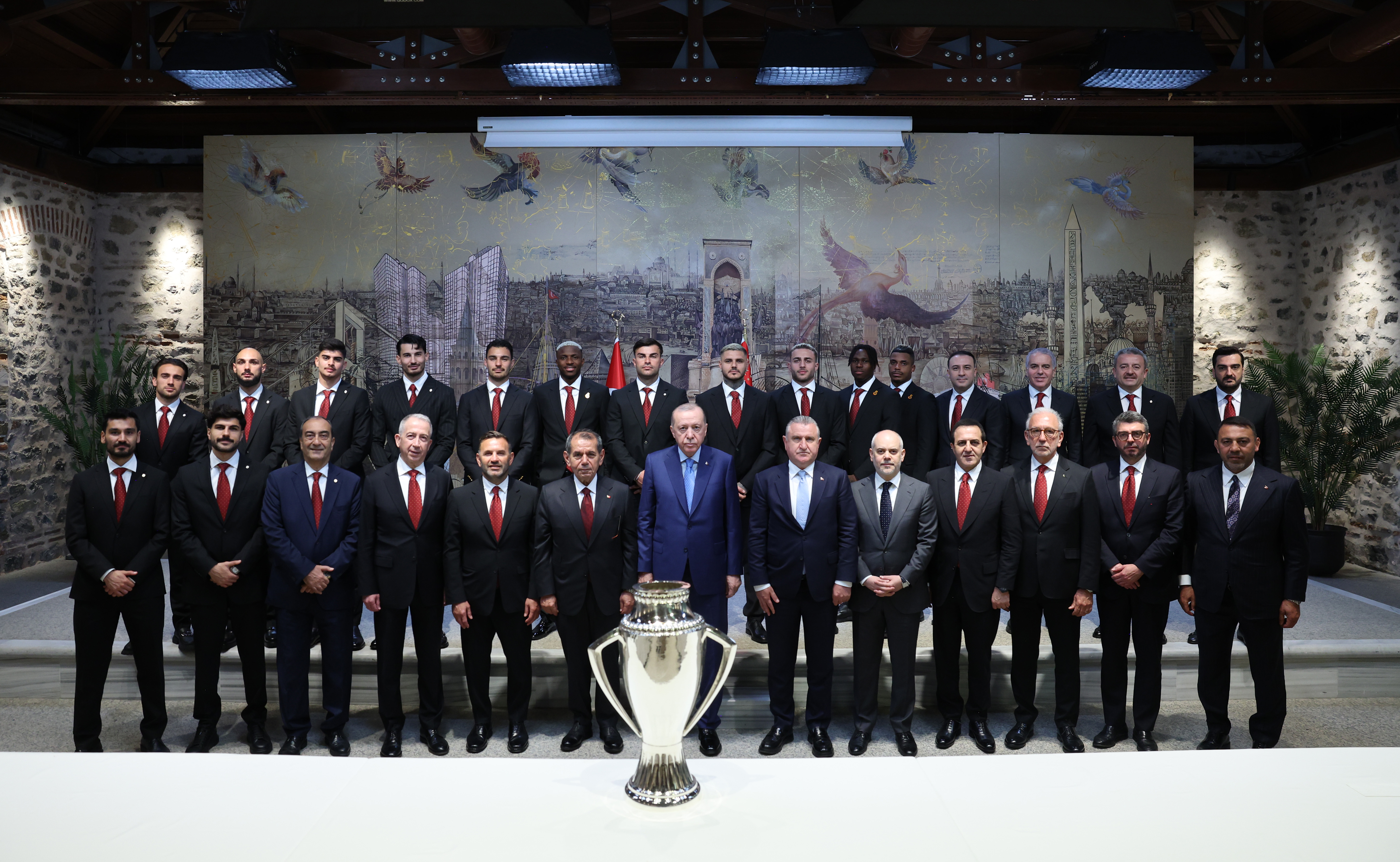Şampiyonluk Zirvesi! Erdoğan, Galatasaray'ı Ağırladı, Ortaya Çıkan Detaylar Dikkat Çekti!