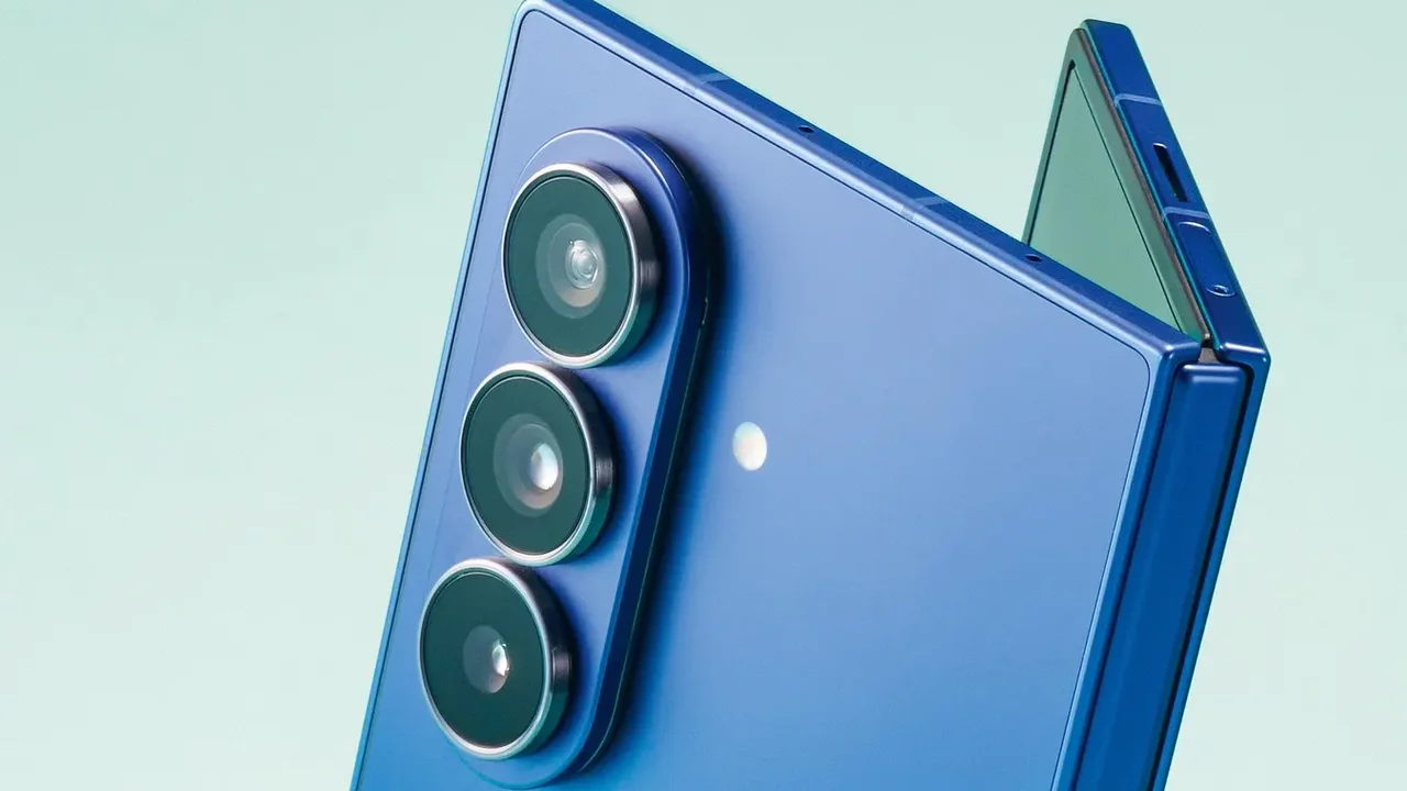 Samsung Galaxy Z Fold8 ve Flip8 Serisi Tasarımıyla Göründü