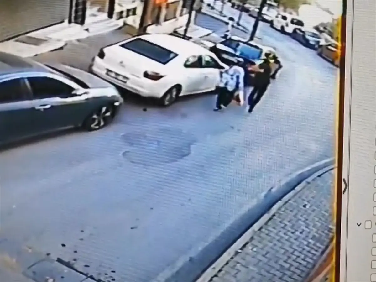 Şişli'de Sokak Ortasında Şiddet: Saldırgan Her Yerde Aranıyor