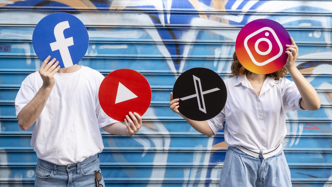 Sosyal Medya Alarm Veriyor! Yunanistan'dan Çocukları Koruma Amaçlı Şok Karar!