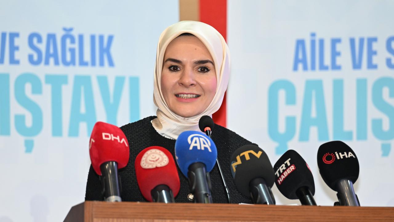 Sosyal Medyada Çocuklara Sıkı Denetim Geliyor! Bakanlık Düzenlemenin Detaylarını Açıkladı