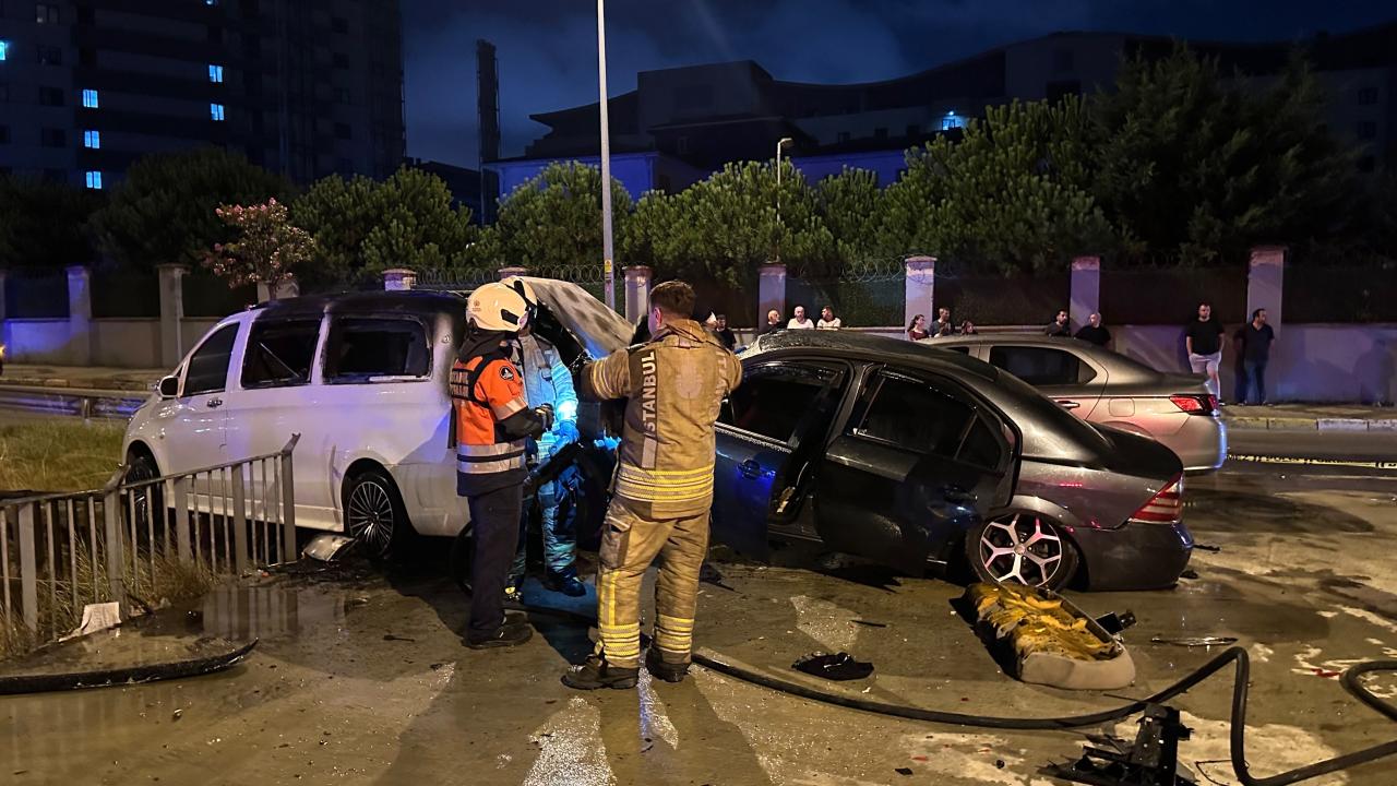 Sultanbeyli'de Trafik Kazası Sonrası Yangın: Sürücü Gözaltına Alındı