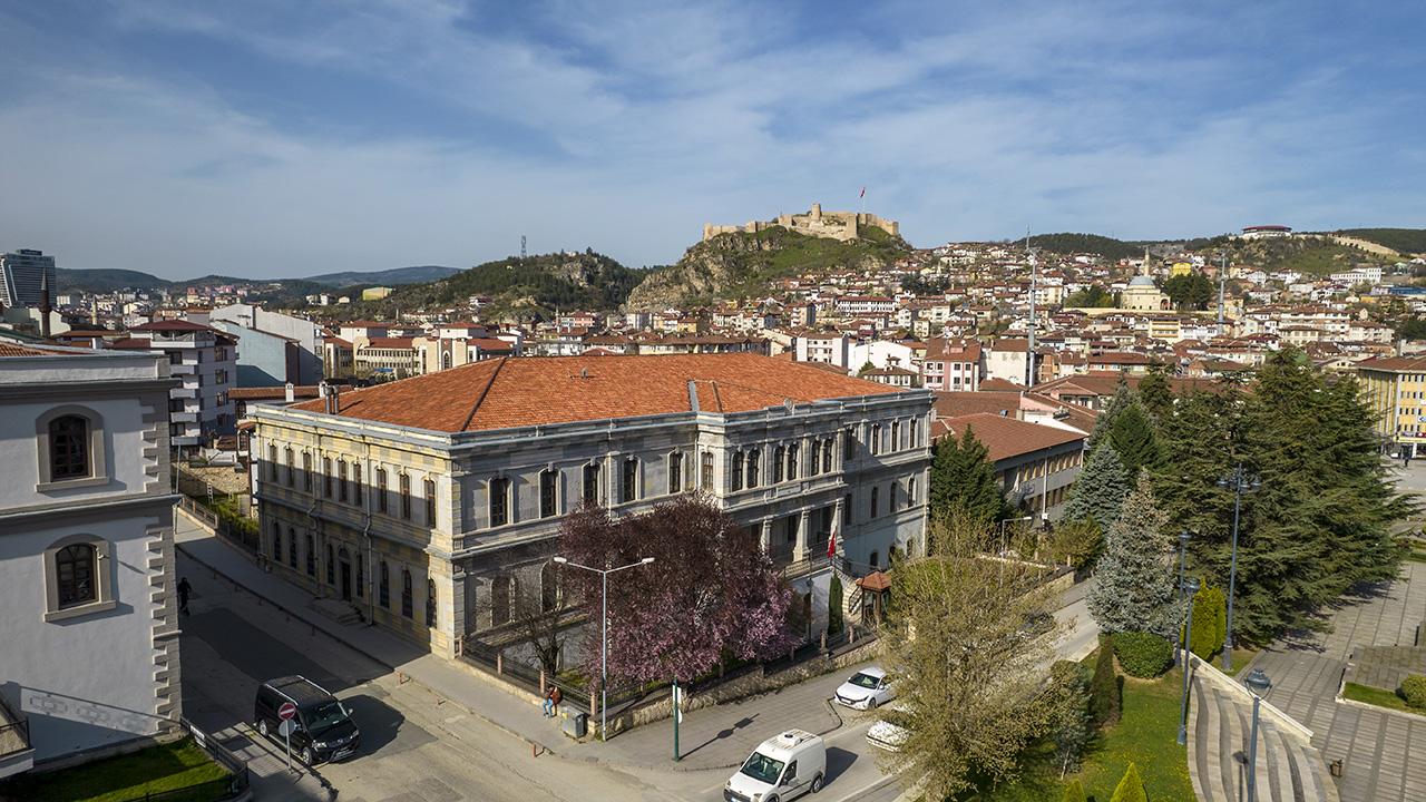 Tarihin Tanığı Okul: 141 Yıldır Anadolu'nun Kalbinde Eğitim Meşalesi Yanıyor!