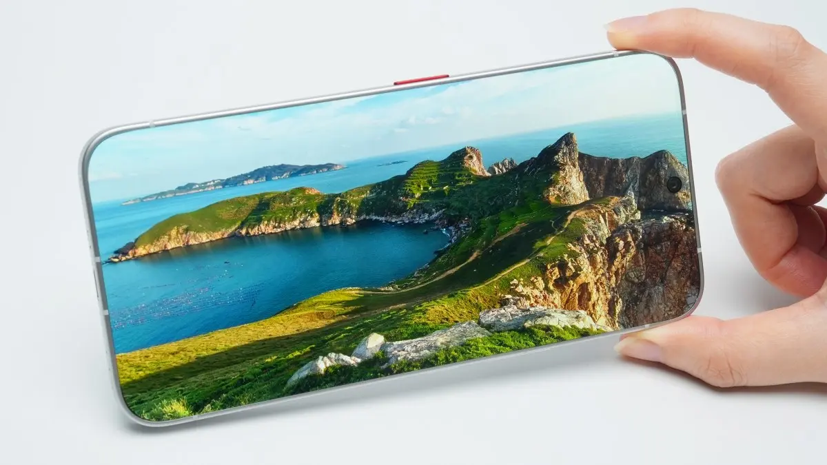 Tecno'nun Yeni Konsepti: 0mm Çerçevesiz Ekran Teknolojisi