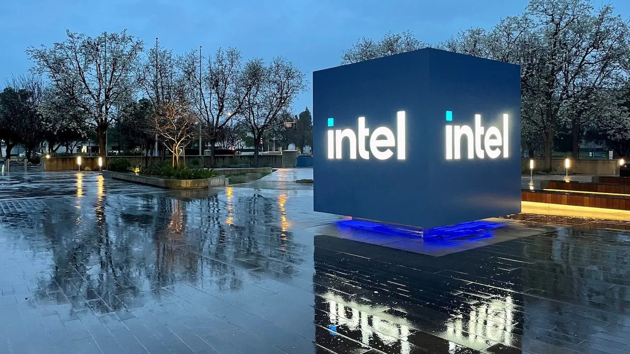 Teknoloji Dünyası Sallanıyor! Intel, Apple, Google Gibi Devlerle Anlaşmaya Mı Hazırlanıyor? İşte Detaylar...