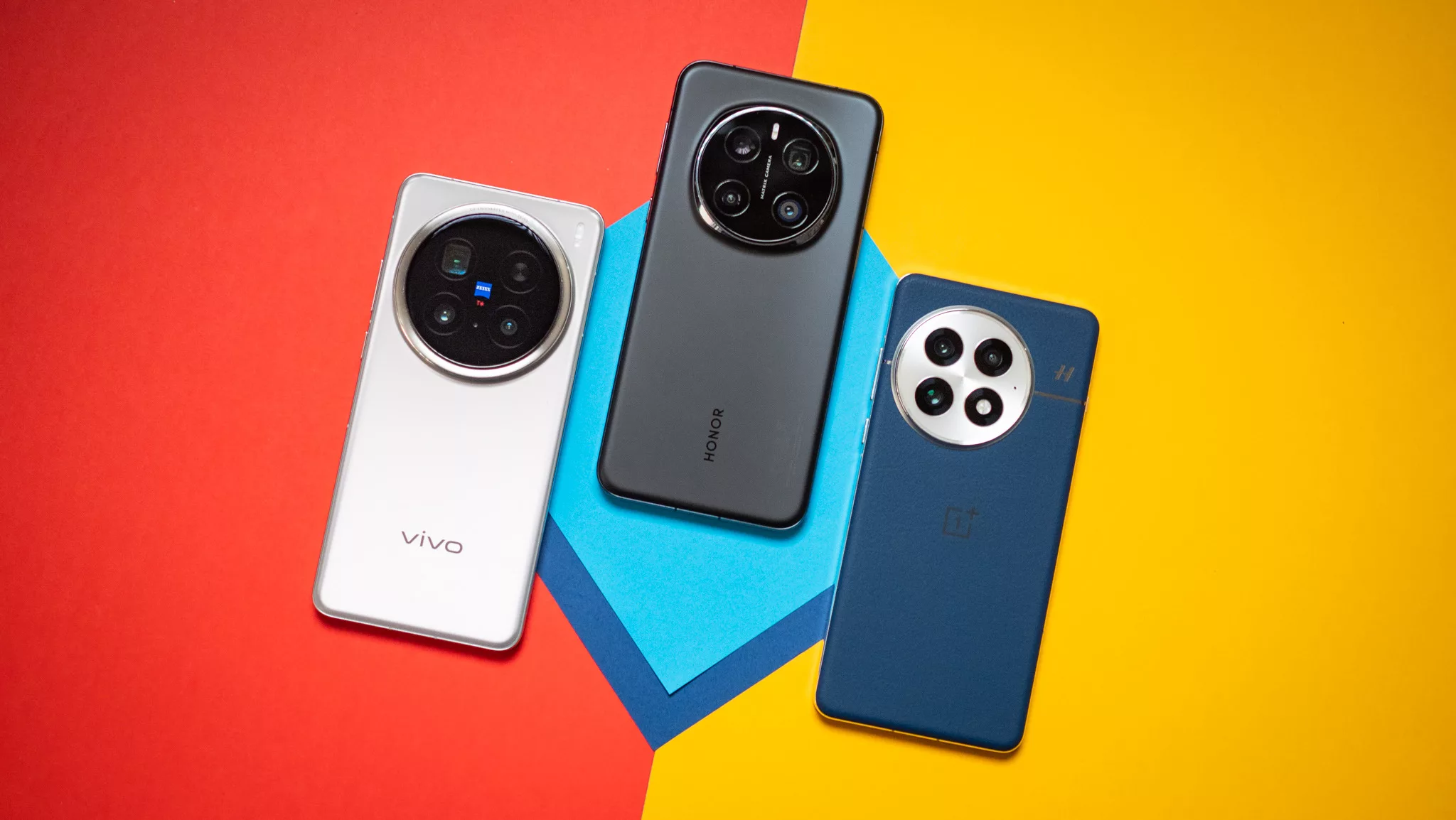 Telefon Kameralarında Şok Değişim: Artık Her Şey Yazılımda Mı Bitiyor?